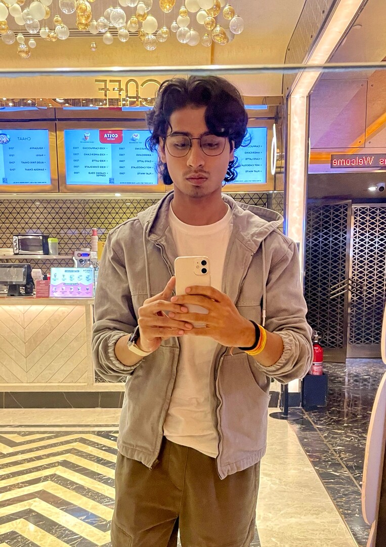 Aman Vashishth NSUT Full Stack Developer coding workspace